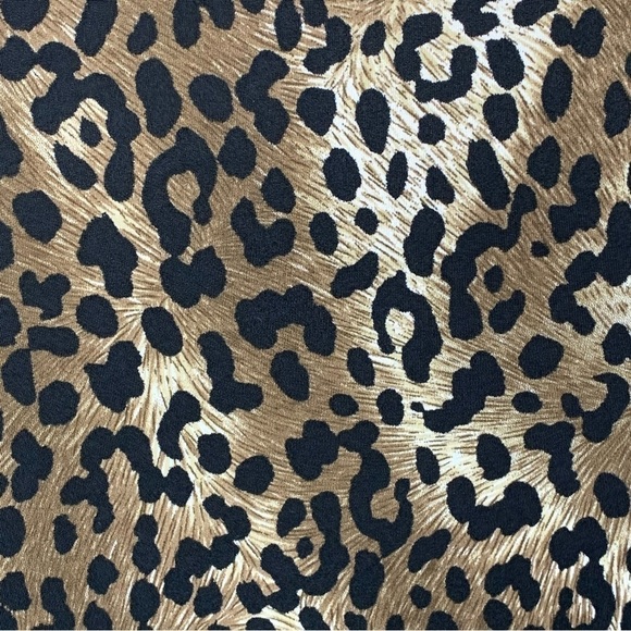 Leopard Print Short Sleeve Top Gold Accent Stretch Large Animal Print - Picture 7 of 8